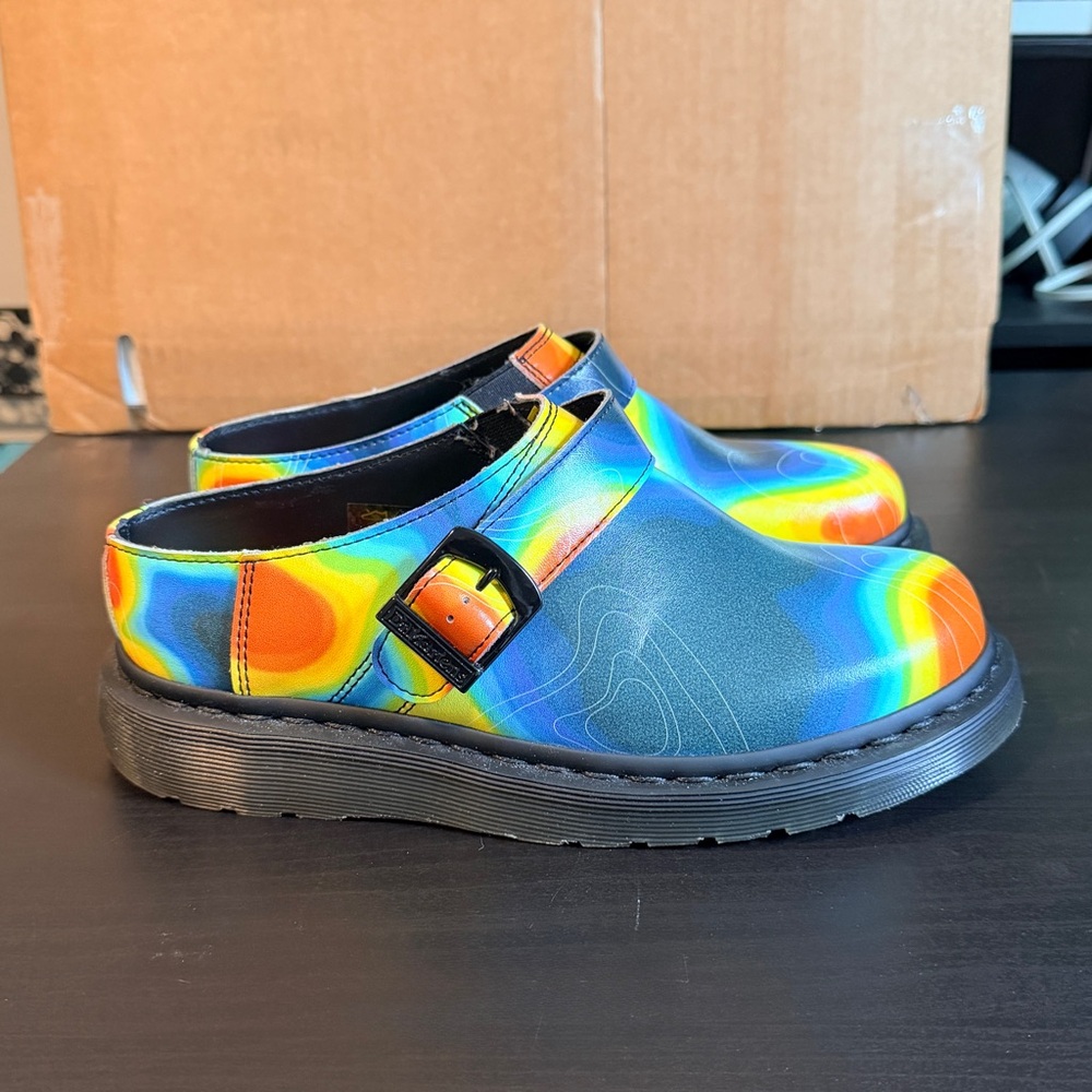 Doc Martens Isham Genix Nappa Thermal Map Leather shoes